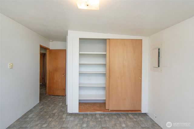 1027 W 9th Street, Port Angeles, WA 98363