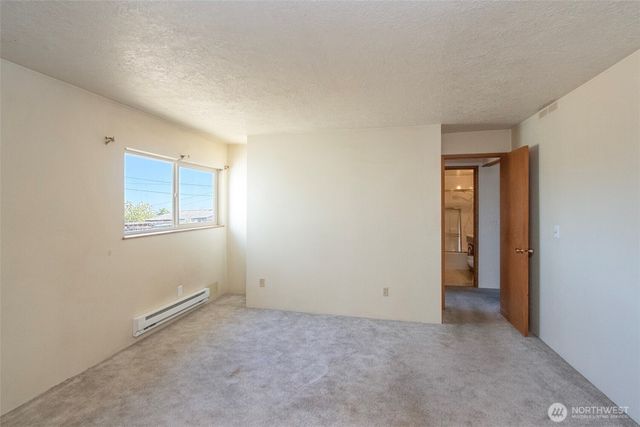 1027 W 9th Street, Port Angeles, WA 98363