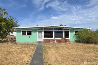 1027 W 9th Street, Port Angeles, WA 98363