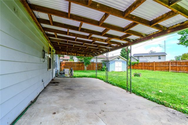814 Bellows Drive, New Carlisle, OH 45344
