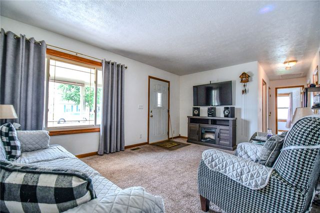 814 Bellows Drive, New Carlisle, OH 45344