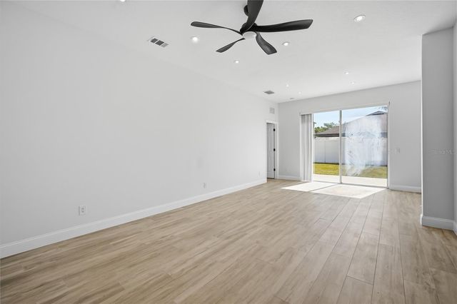 7632 ARMONK LANE, Wesley Chapel, FL 33545