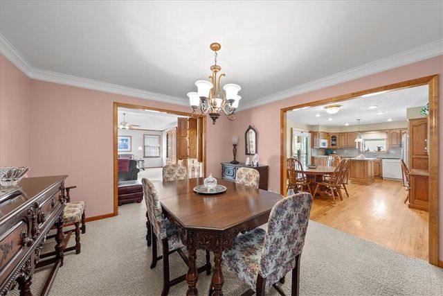 915 W 85th Street, Kansas City, MO 64114