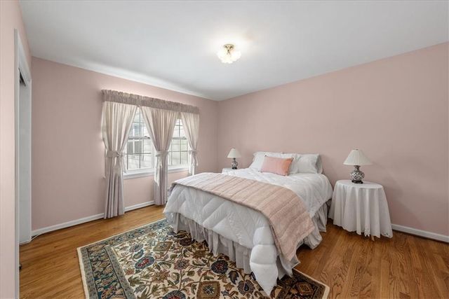 915 W 85th Street, Kansas City, MO 64114