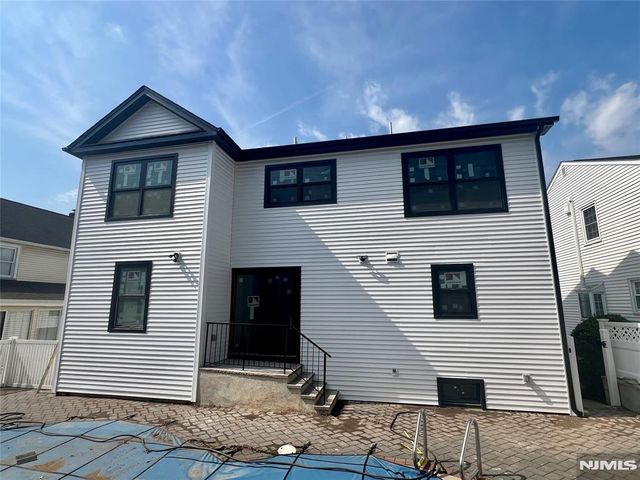 56 Hamilton Avenue, Kearny, NJ 07032