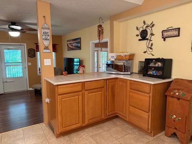 122 Lakeview Rd, Stewart, TN 37175