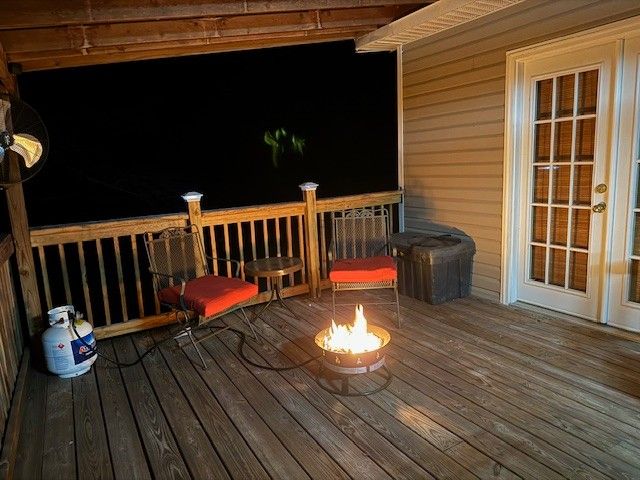 122 Lakeview Rd, Stewart, TN 37175