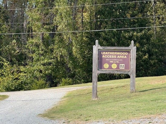 122 Lakeview Rd, Stewart, TN 37175