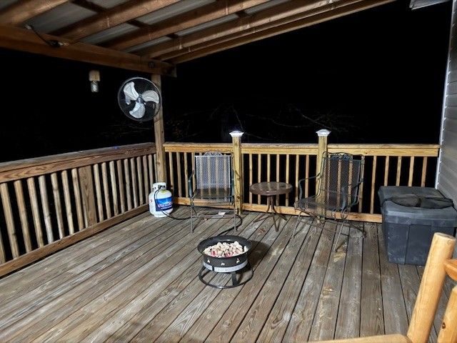 122 Lakeview Rd, Stewart, TN 37175