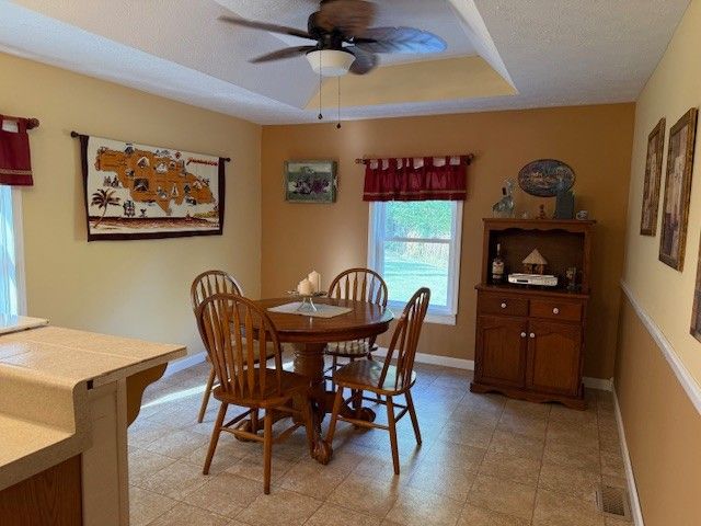 122 Lakeview Rd, Stewart, TN 37175