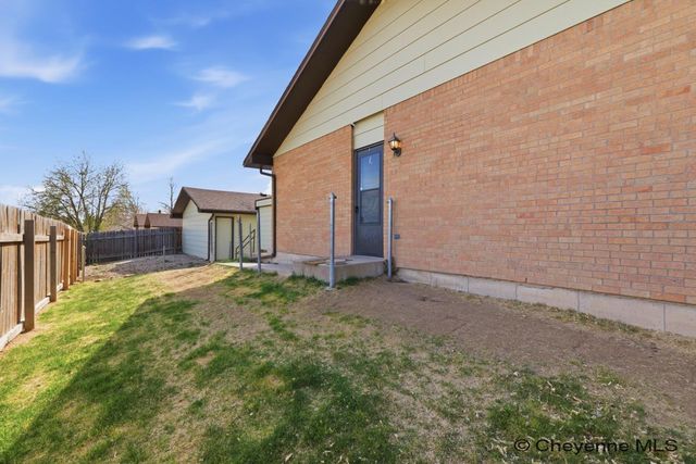 4919 CONTINENTAL PL, Cheyenne, WY 82001