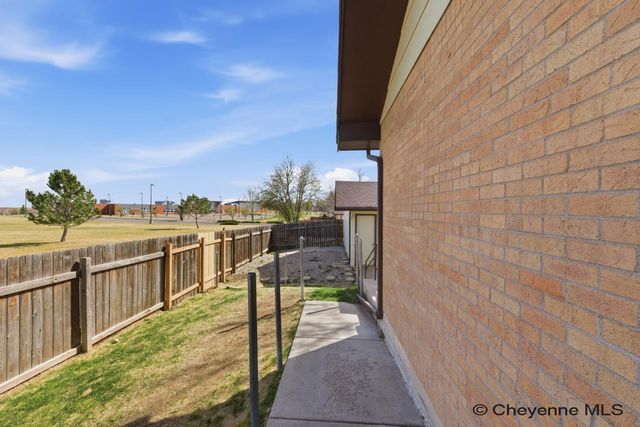 4919 CONTINENTAL PL, Cheyenne, WY 82001