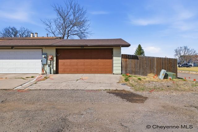 4919 CONTINENTAL PL, Cheyenne, WY 82001