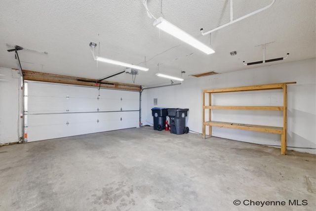 4919 CONTINENTAL PL, Cheyenne, WY 82001