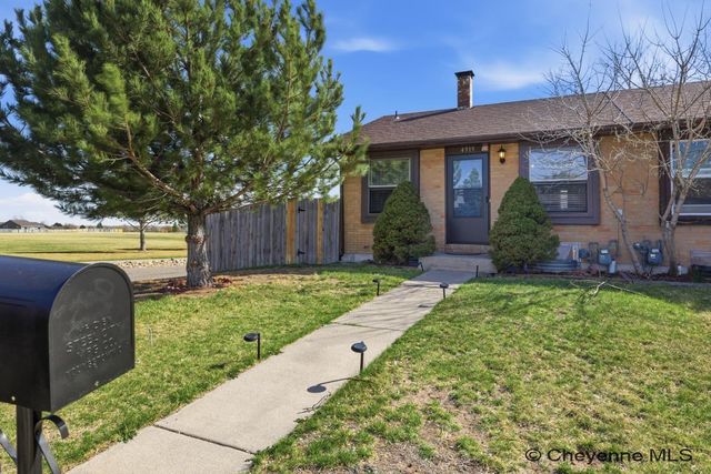4919 CONTINENTAL PL, Cheyenne, WY 82001