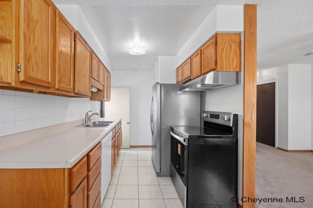 4919 CONTINENTAL PL, Cheyenne, WY 82001