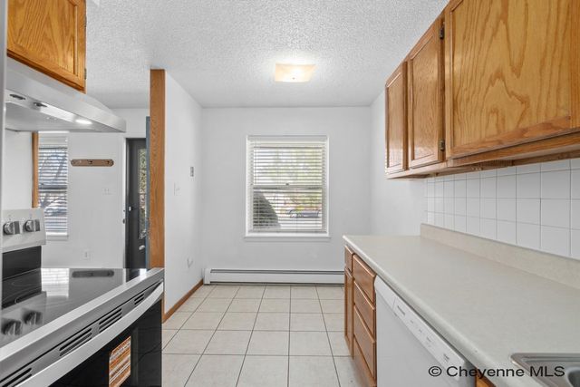 4919 CONTINENTAL PL, Cheyenne, WY 82001