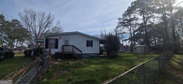 136 Burton Road, Savannah, GA 31405