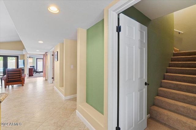 687 N MAY Street, Chandler, AZ 85226