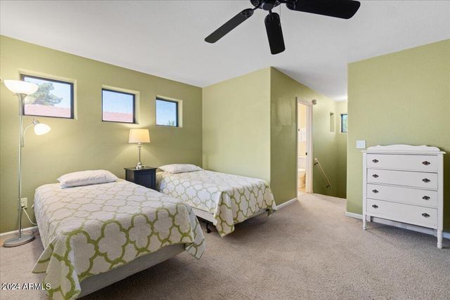 687 N MAY Street, Chandler, AZ 85226