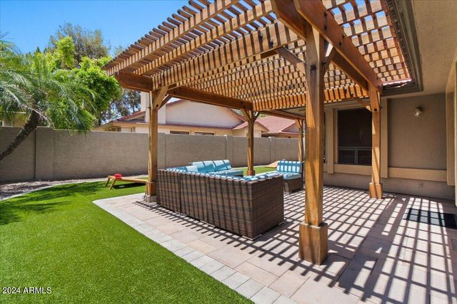 687 N MAY Street, Chandler, AZ 85226