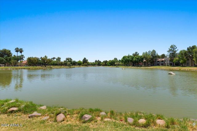 687 N MAY Street, Chandler, AZ 85226