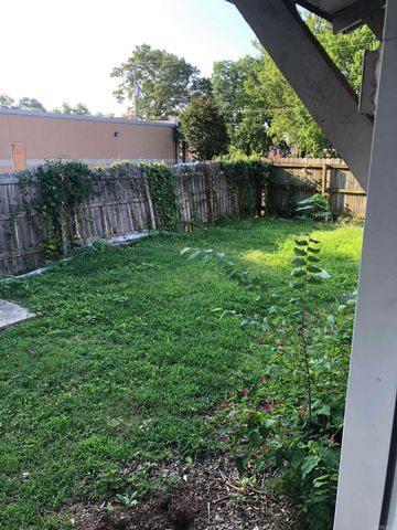 402 N Grand, Searcy, AR 72143