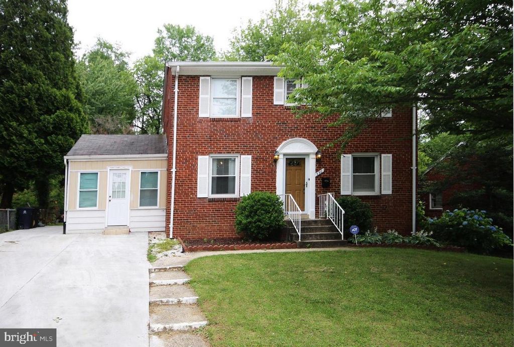333 BROCKTON RD, Oxon Hill, MD 20745