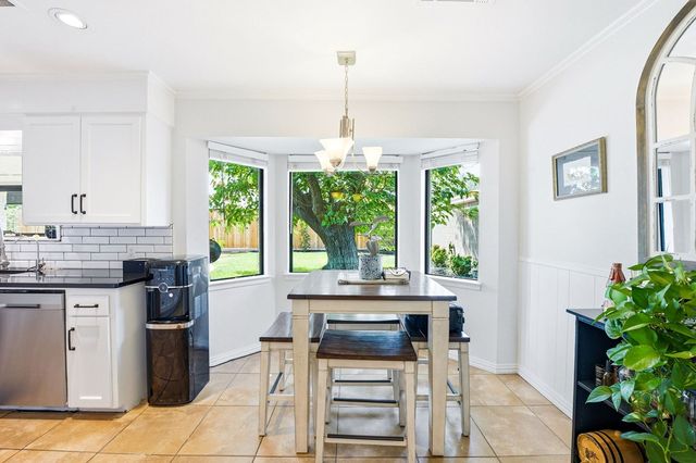 2613 Boeing Dr, Midland, TX 79705