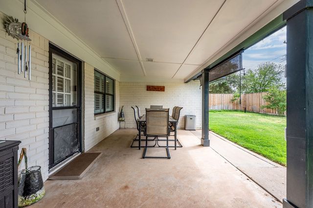 2613 Boeing Dr, Midland, TX 79705