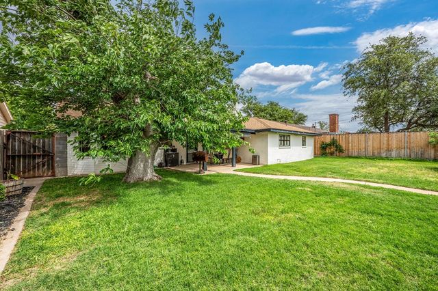 2613 Boeing Dr, Midland, TX 79705