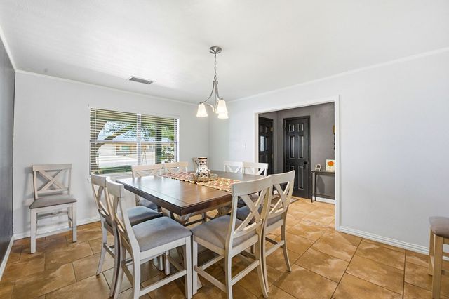 2613 Boeing Dr, Midland, TX 79705