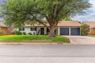 2613 Boeing Dr, Midland, TX 79705