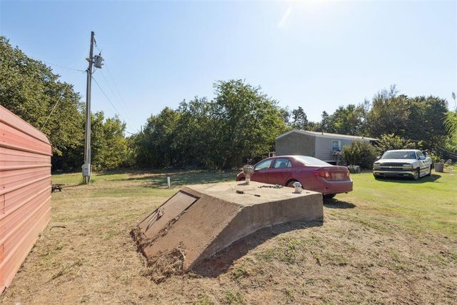 332913 E E 9030 Road, Wellston, OK 74881