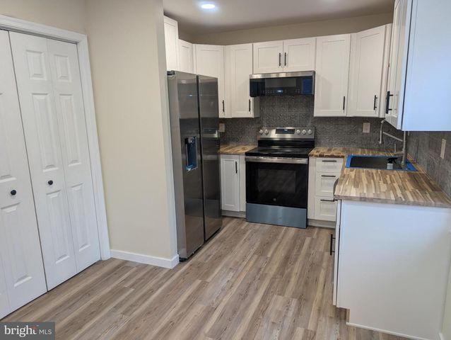 259 REDBUD DR, Louisa, VA 23093