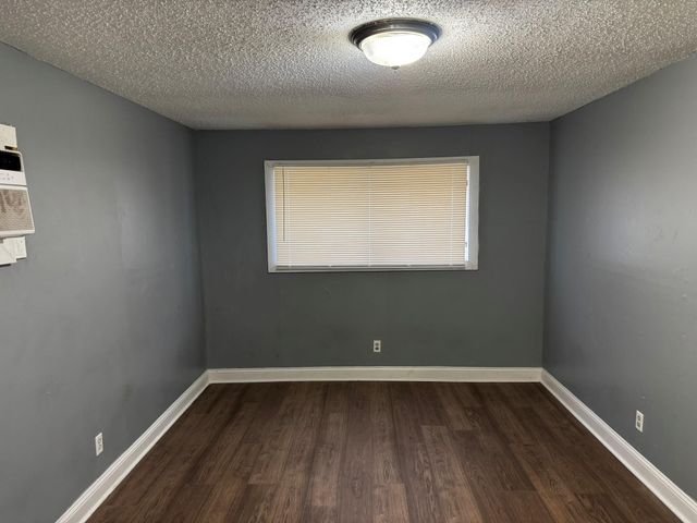 5526 Stonewall Street D, Houston, TX 77020