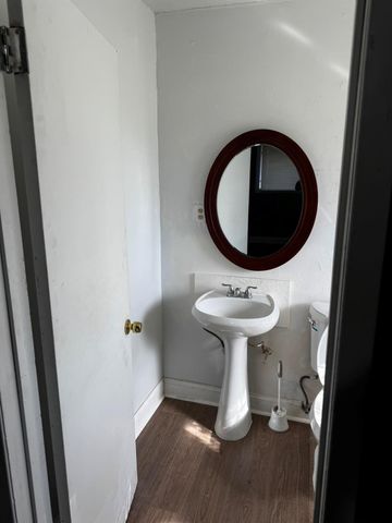 5526 Stonewall Street D, Houston, TX 77020