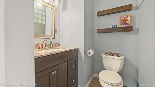 626 Fairway Drive, Royal Oak, MI 48073