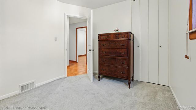 626 Fairway Drive, Royal Oak, MI 48073