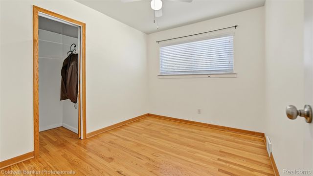 626 Fairway Drive, Royal Oak, MI 48073