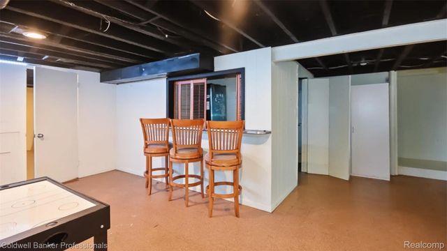 626 Fairway Drive, Royal Oak, MI 48073