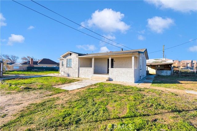 2494 Nadean, Mojave, CA 93501