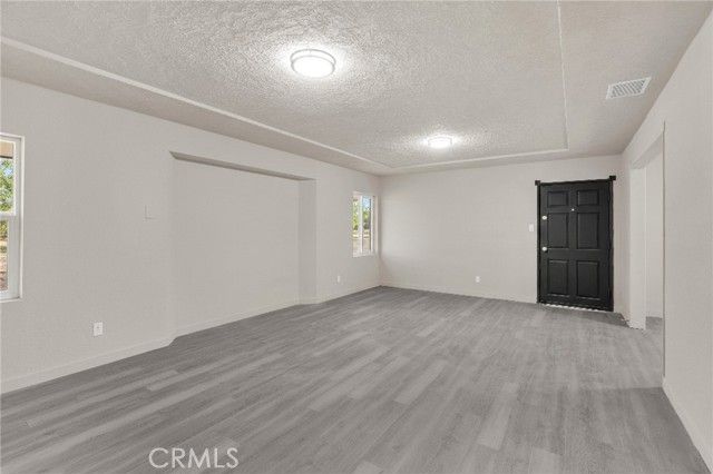 2494 Nadean, Mojave, CA 93501