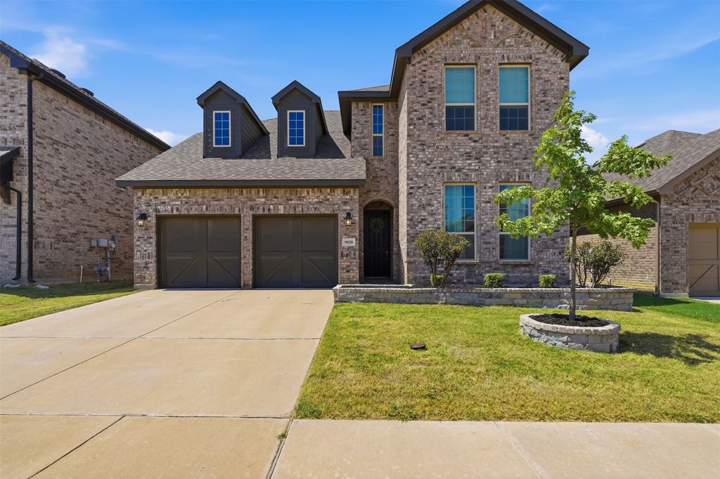 9020 Horse Herd Drive, Fort Worth, TX 76123 — exterior