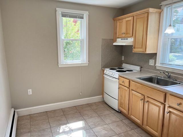 66 Walnut St 1, Somerville, MA 02143