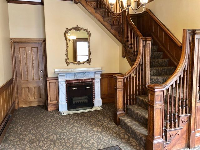 66 Walnut St 1, Somerville, MA 02143