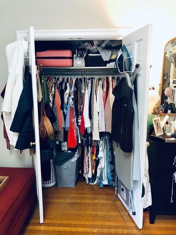 66 Walnut St 1, Somerville, MA 02143
