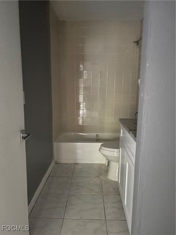 3758 Minnesota DR E 0, Fort Myers, FL 33916