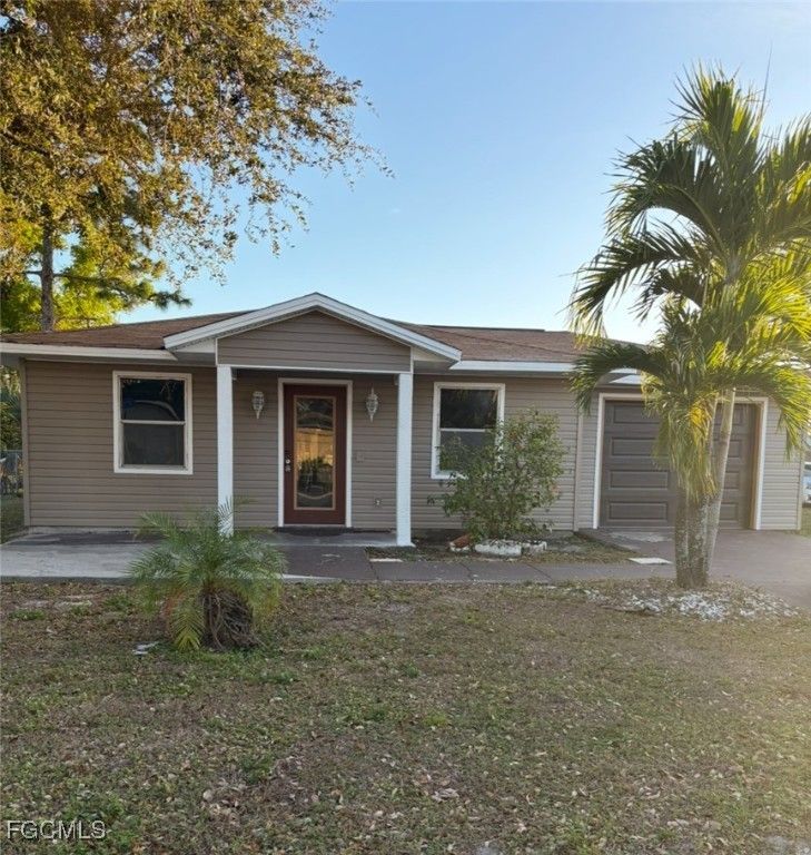 3758 Minnesota DR E 0, Fort Myers, FL 33916