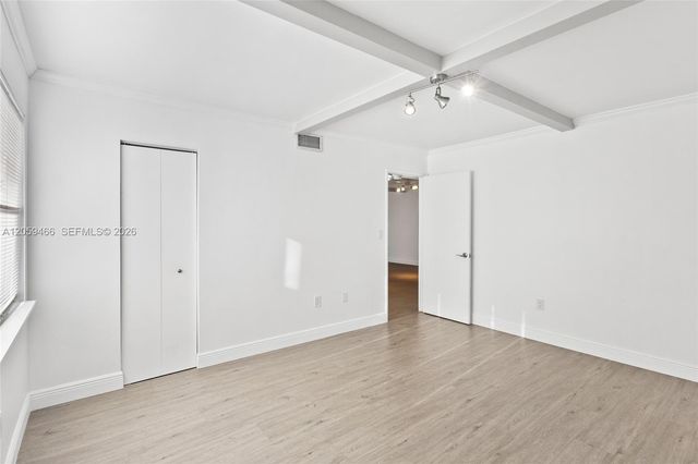 10145 NW 9th St Circle 101, Miami, FL 33172